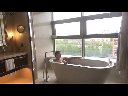 ❤️ Obrovská baba vášnivo si honí kundu v kúpeľni ❌ Šukanie video na nás sk.sexafinkarasskaz.ru ❌️